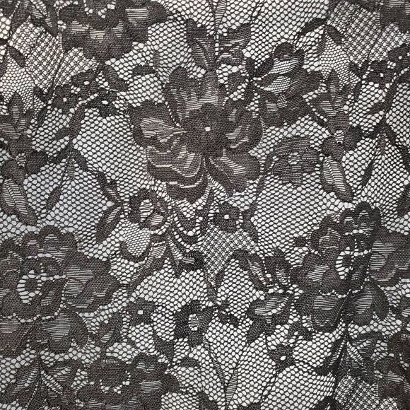 SHEIN Curve 4XL Black Floral Lace Overlay Short Sleeve Plus Size Blouse - Picture 5 of 8